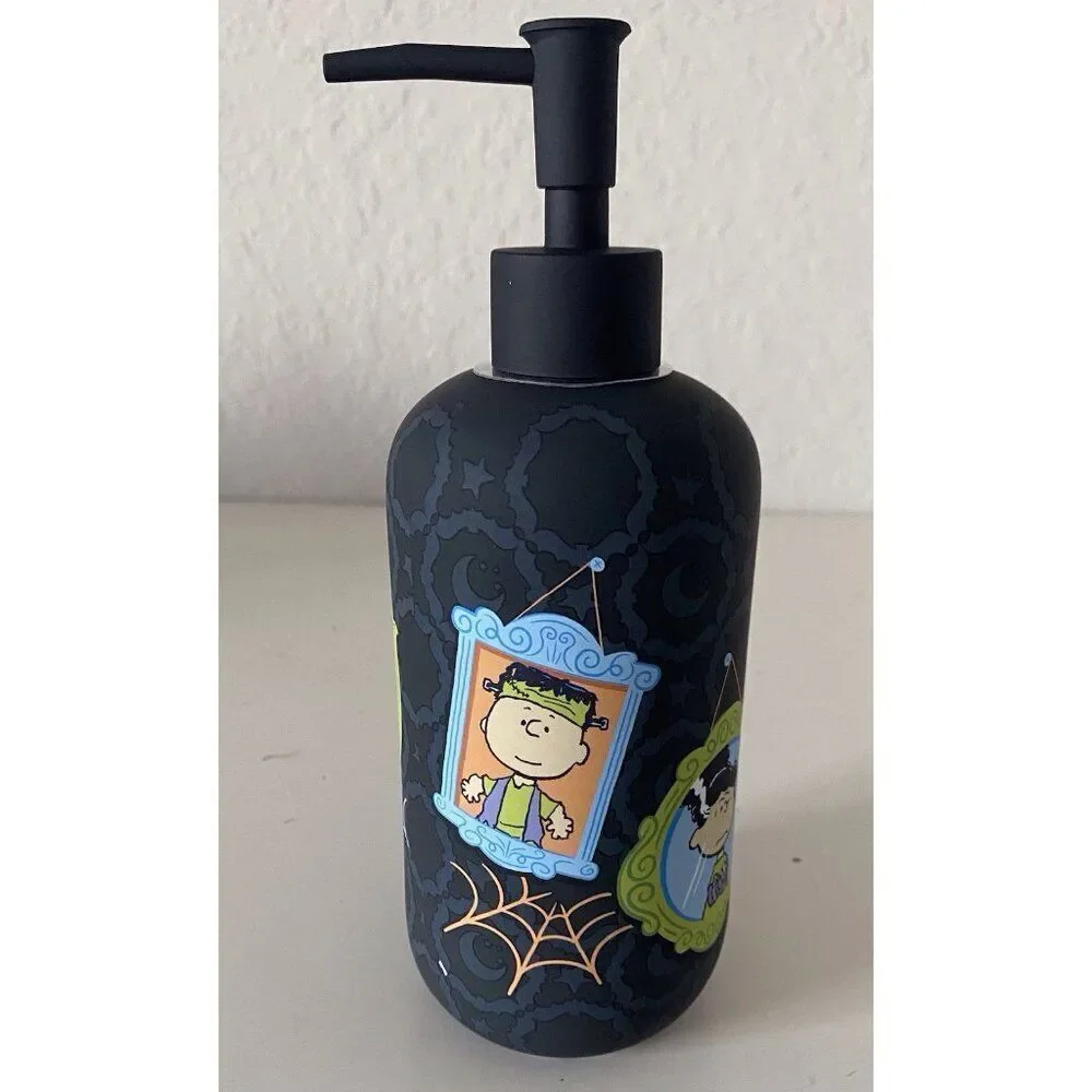 Peanuts Snoopy Charlie Brown Halloween Costumes Black Soap Lotion‎ Dispenser NEW